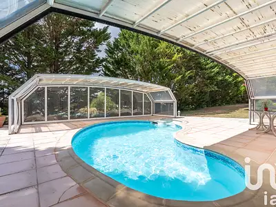 Maison, 215 m²
