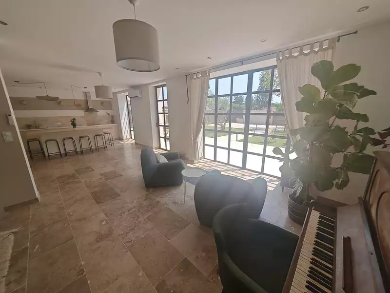 Maison, 200 m²