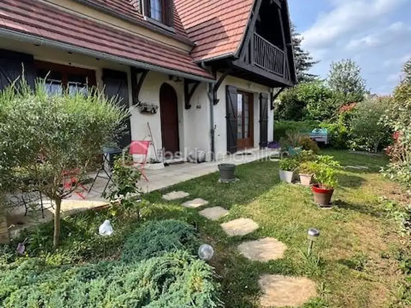 Maison, 129 m²