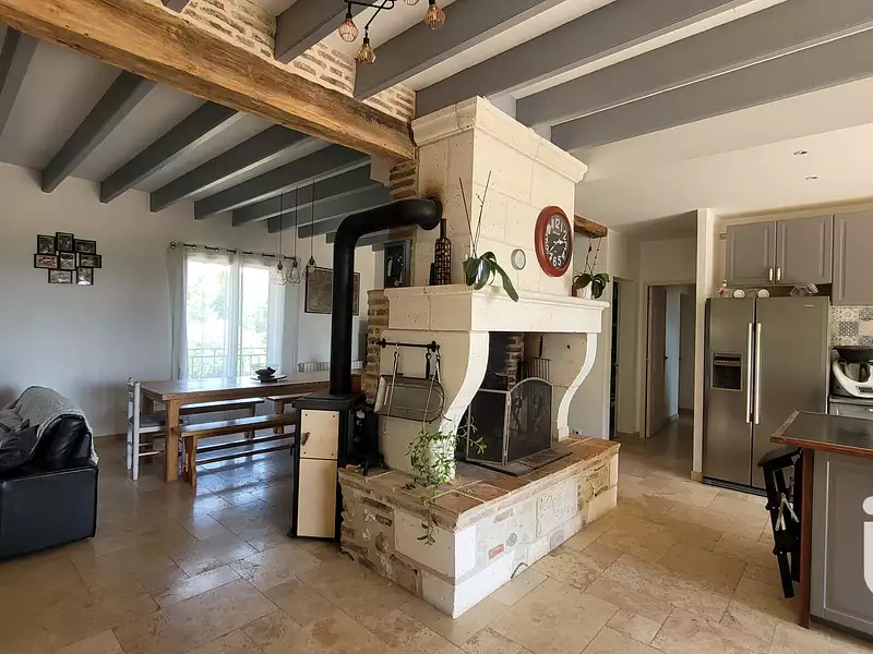Maison, 235 m²