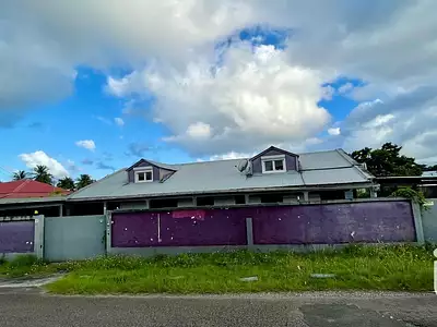 Maison, 244 m²