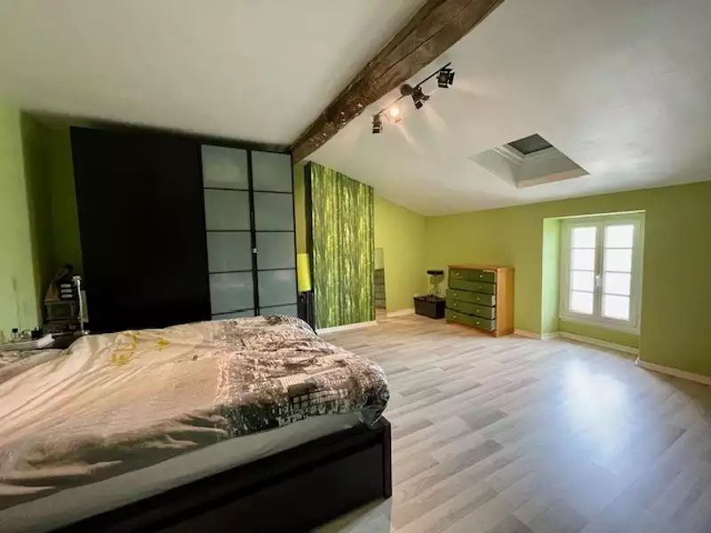 Maison, 250 m²