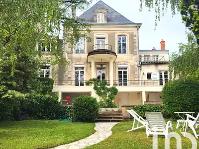 Maison, 370 m²