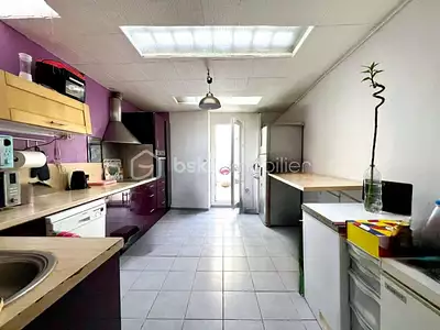 Maison, 77 m²