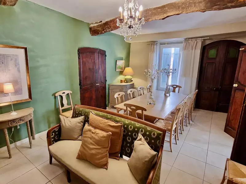 Maison, 220 m²