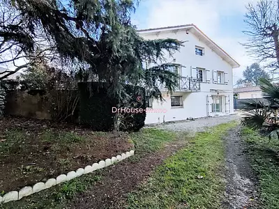 Maison, 162 m²