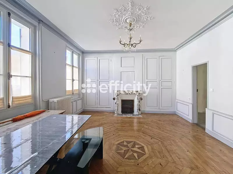 Maison, 220 m²