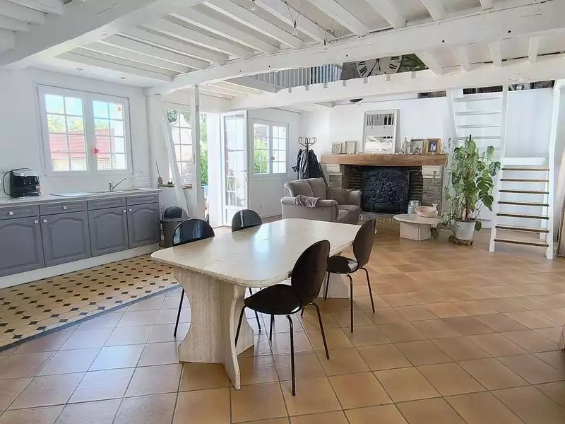 Maison, 160 m²