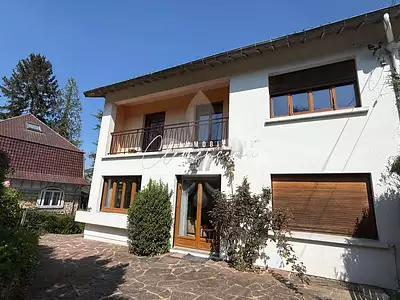 Maison, 146 m²