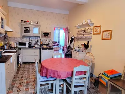 Maison, 240 m²