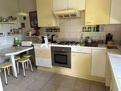 Maison, 260 m²