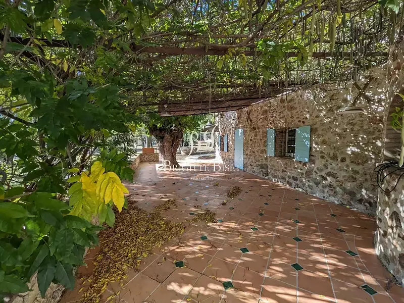 Maison, 311 m²