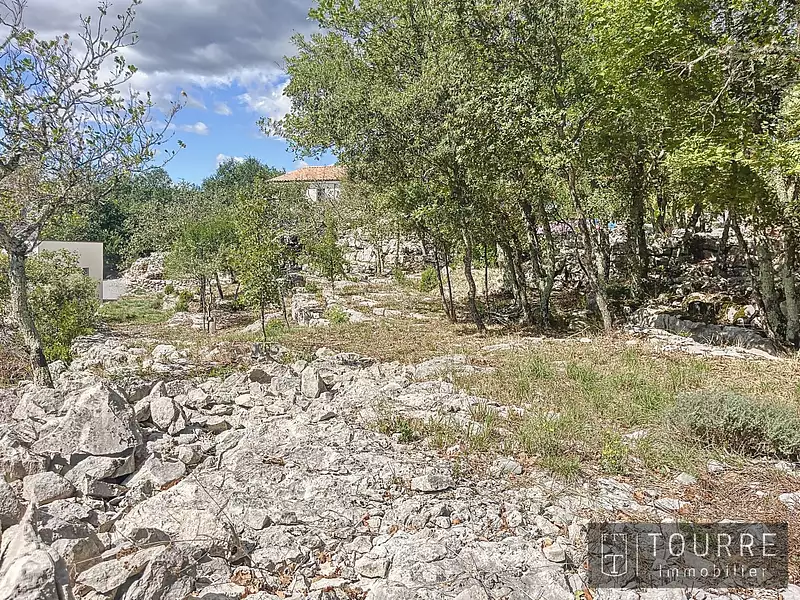 Terrain, 880 m²