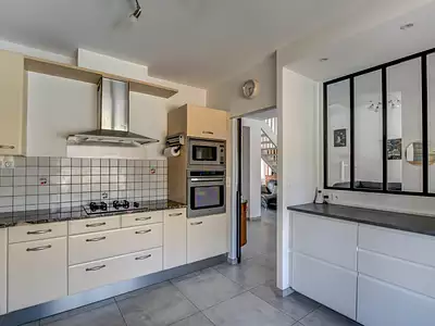 Maison, 198 m²