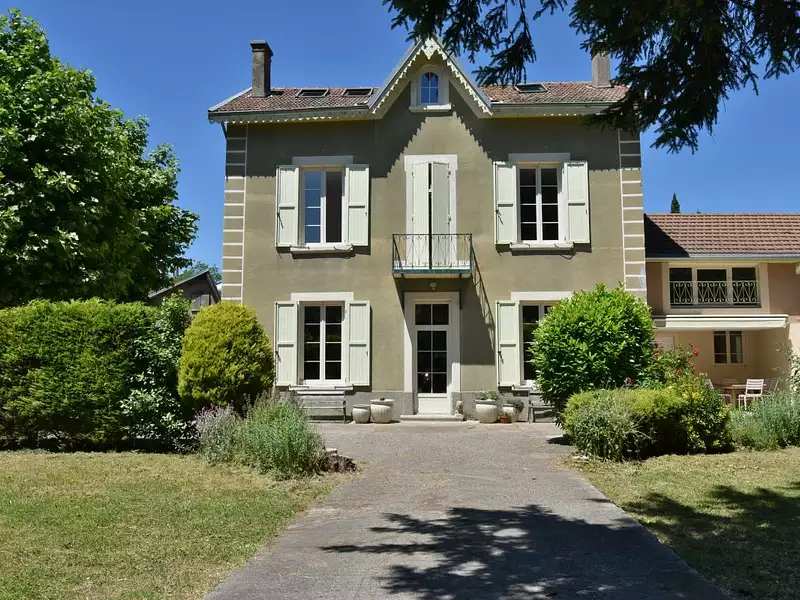 Maison, 200 m²