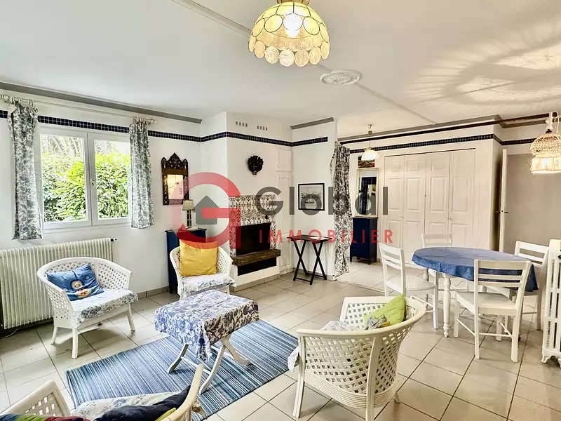 Maison, 103 m²