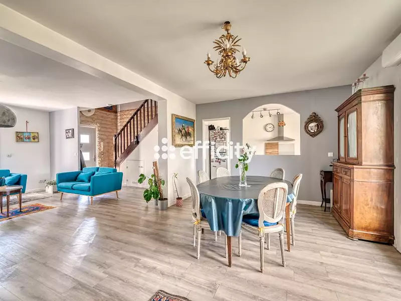 Maison, 140 m²