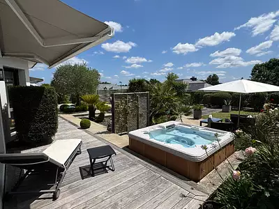 Maison, 230 m²