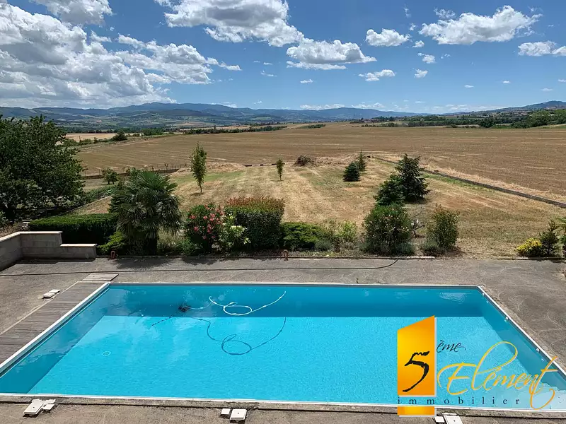 Maison, 237 m²
