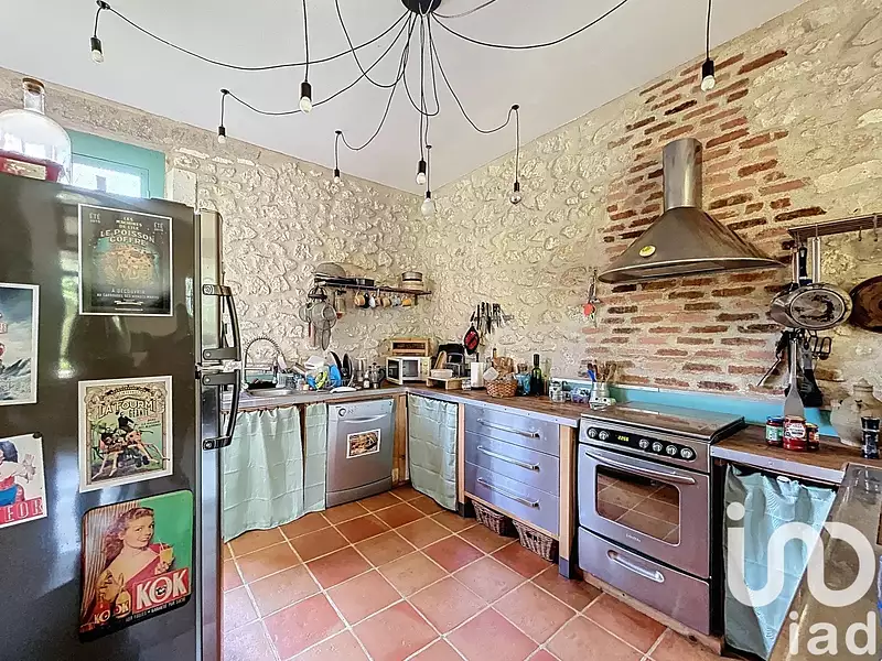 Maison, 375 m²