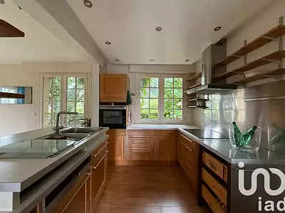 Maison, 170 m²