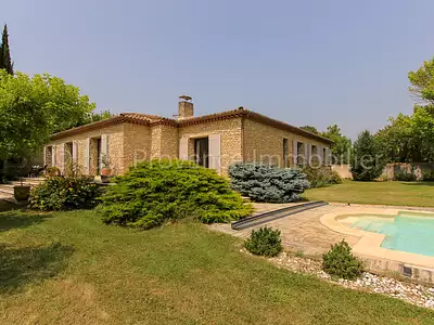 Maison, 234 m²