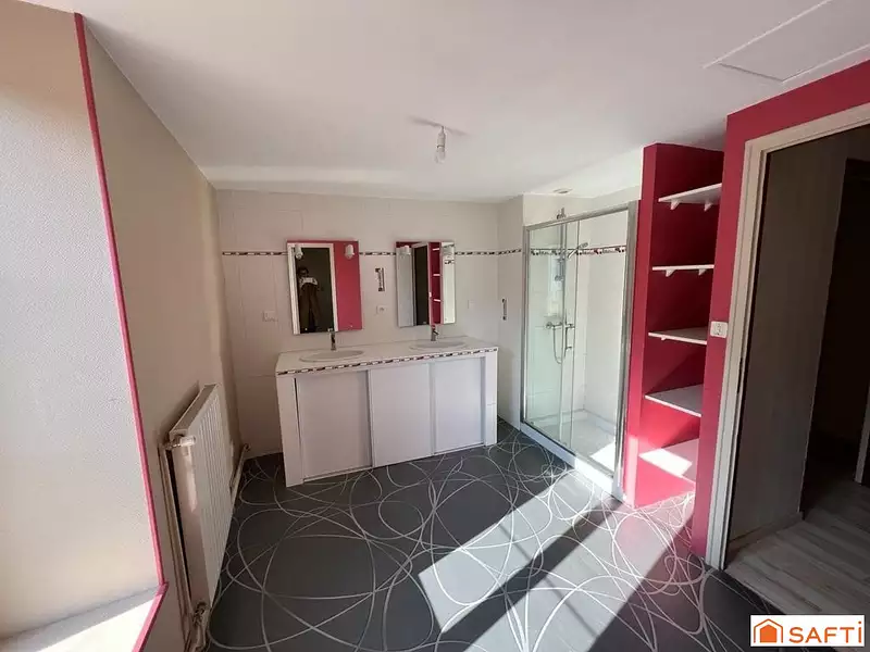 Maison, 181 m²
