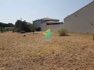 Terrain, 855 m²