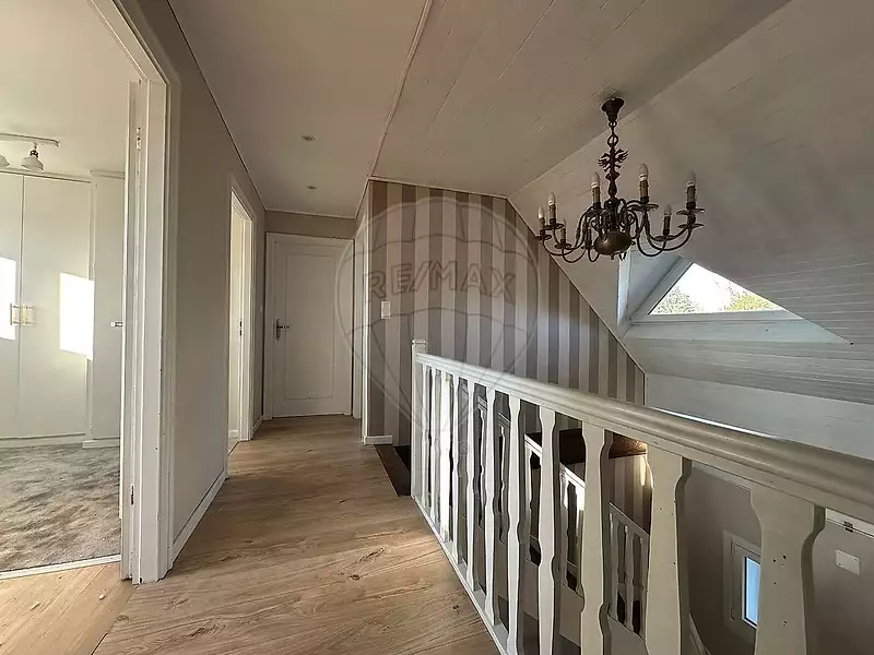 Maison, 185 m²