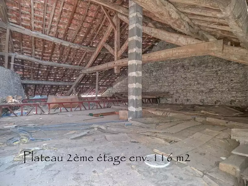 Immeuble, 80 m²