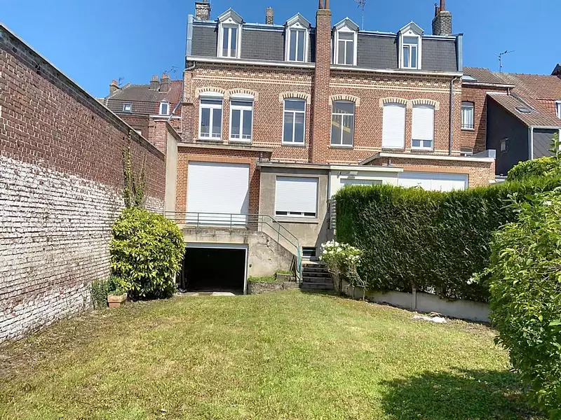 Maison, 180 m²