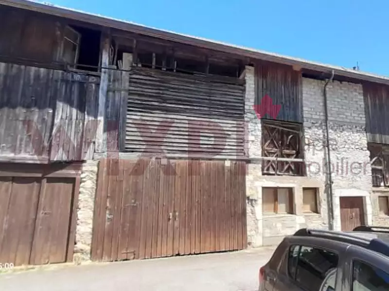 Maison, 600 m²