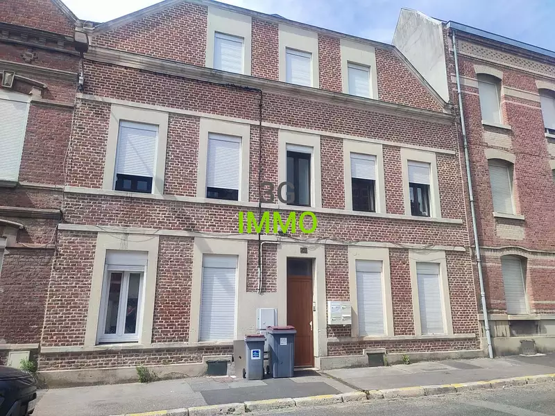 Immeuble, 166 m²