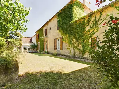 Maison, 385 m²