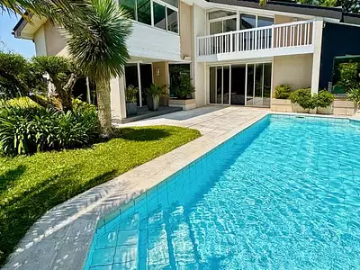 Maison, 219 m²