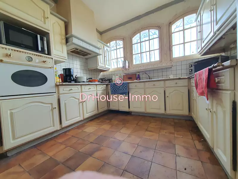 Maison, 320 m²