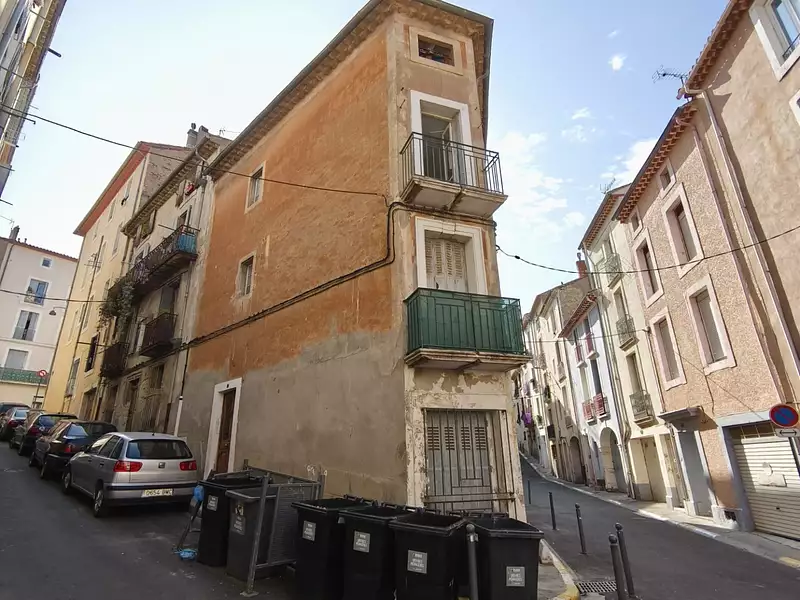 Immeuble, 147 m²