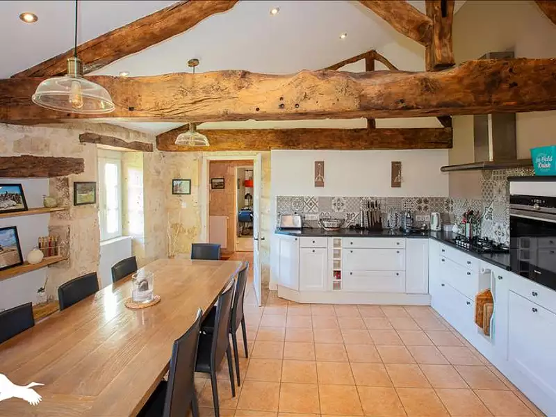 Maison, 393 m²