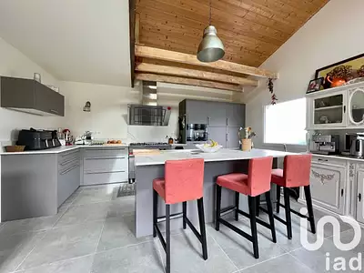 Maison, 385 m²
