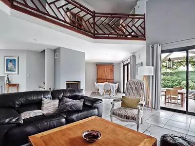 Maison, 218 m²