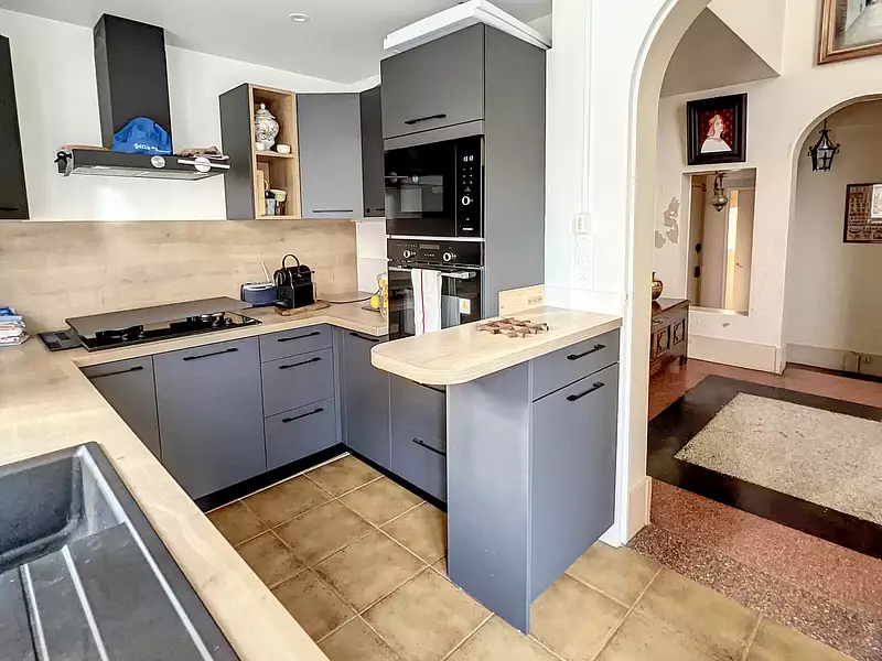 Maison, 169 m²