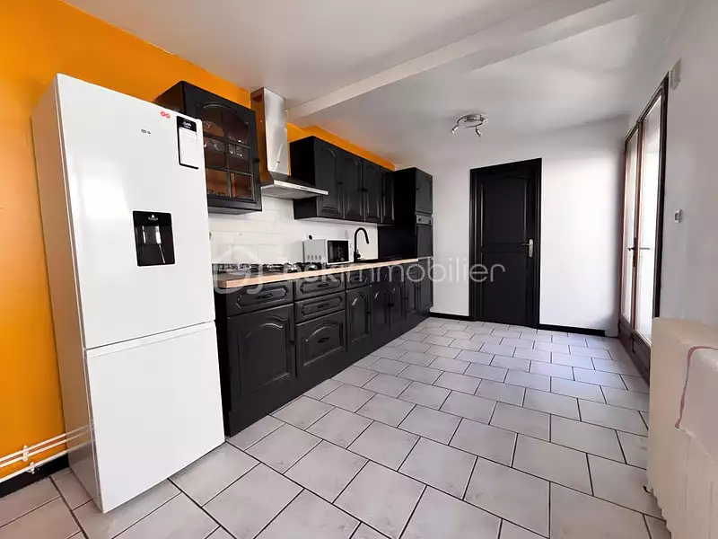 Maison, 93 m²