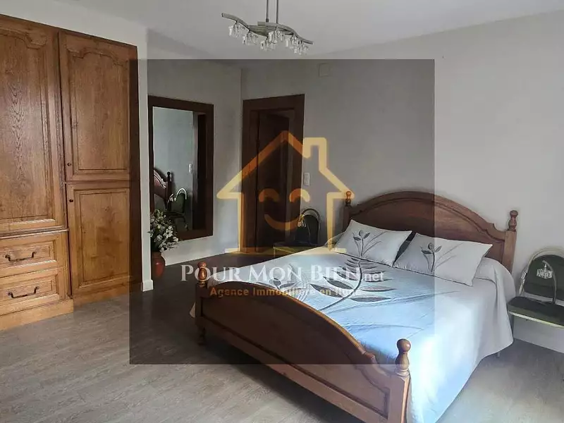 Maison, 300 m²