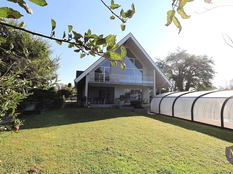 Maison, 297 m²