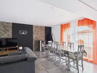 Maison, 210 m²