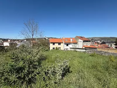 Terrain, 3 593 m²