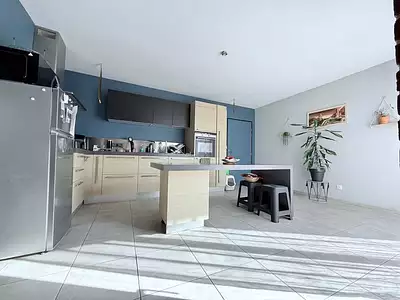 Maison, 196 m²