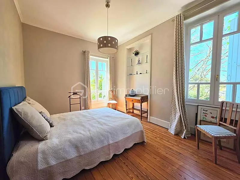 Maison, 387 m²