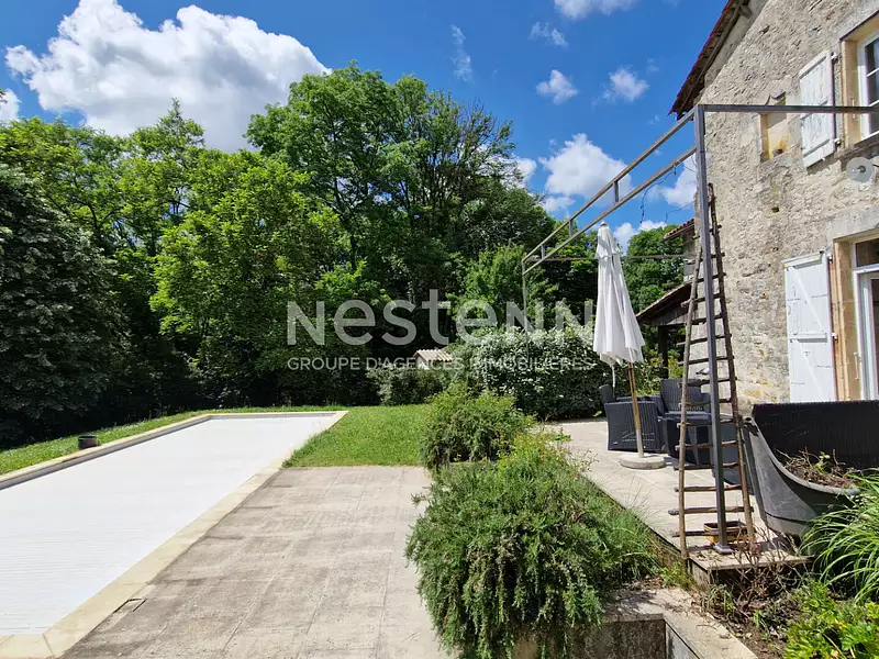 Maison, 282,3 m²