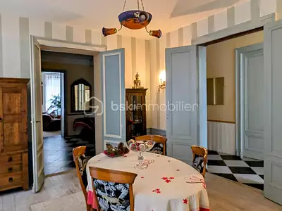 Maison, 250 m²